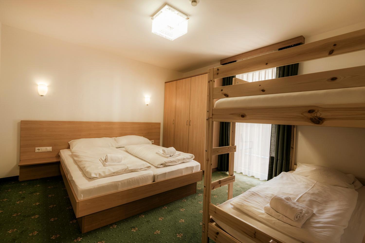 Panorama Spa Lodges Das.Schiller باد جاستاين المظهر الخارجي الصورة