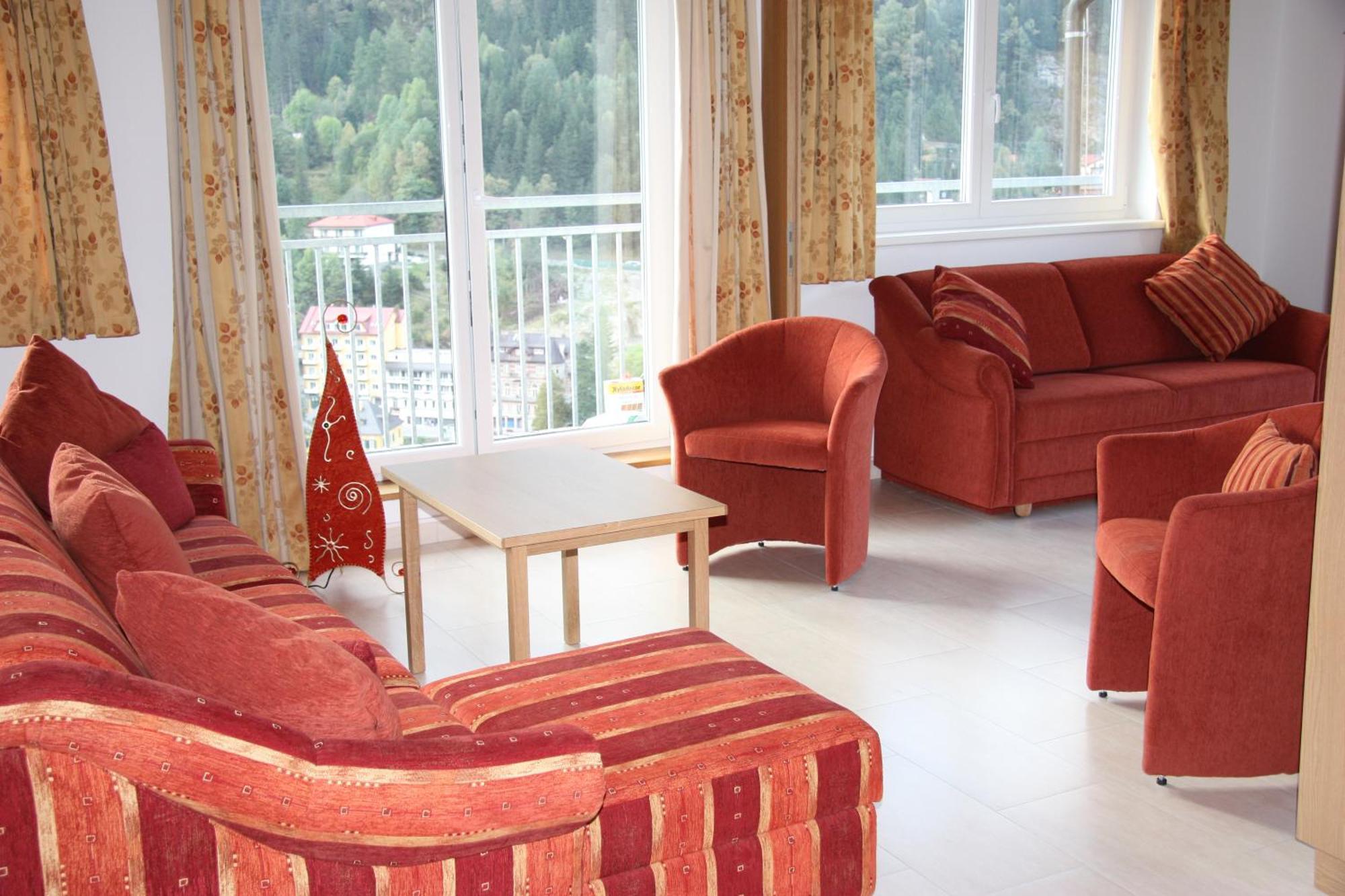 Panorama Spa Lodges Das.Schiller باد جاستاين المظهر الخارجي الصورة